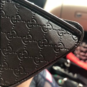 Gucci sunglasses holder